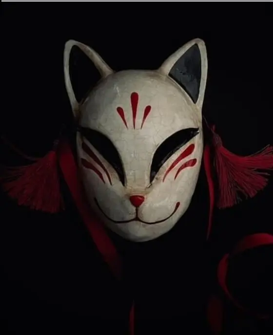 mascara de kitsune